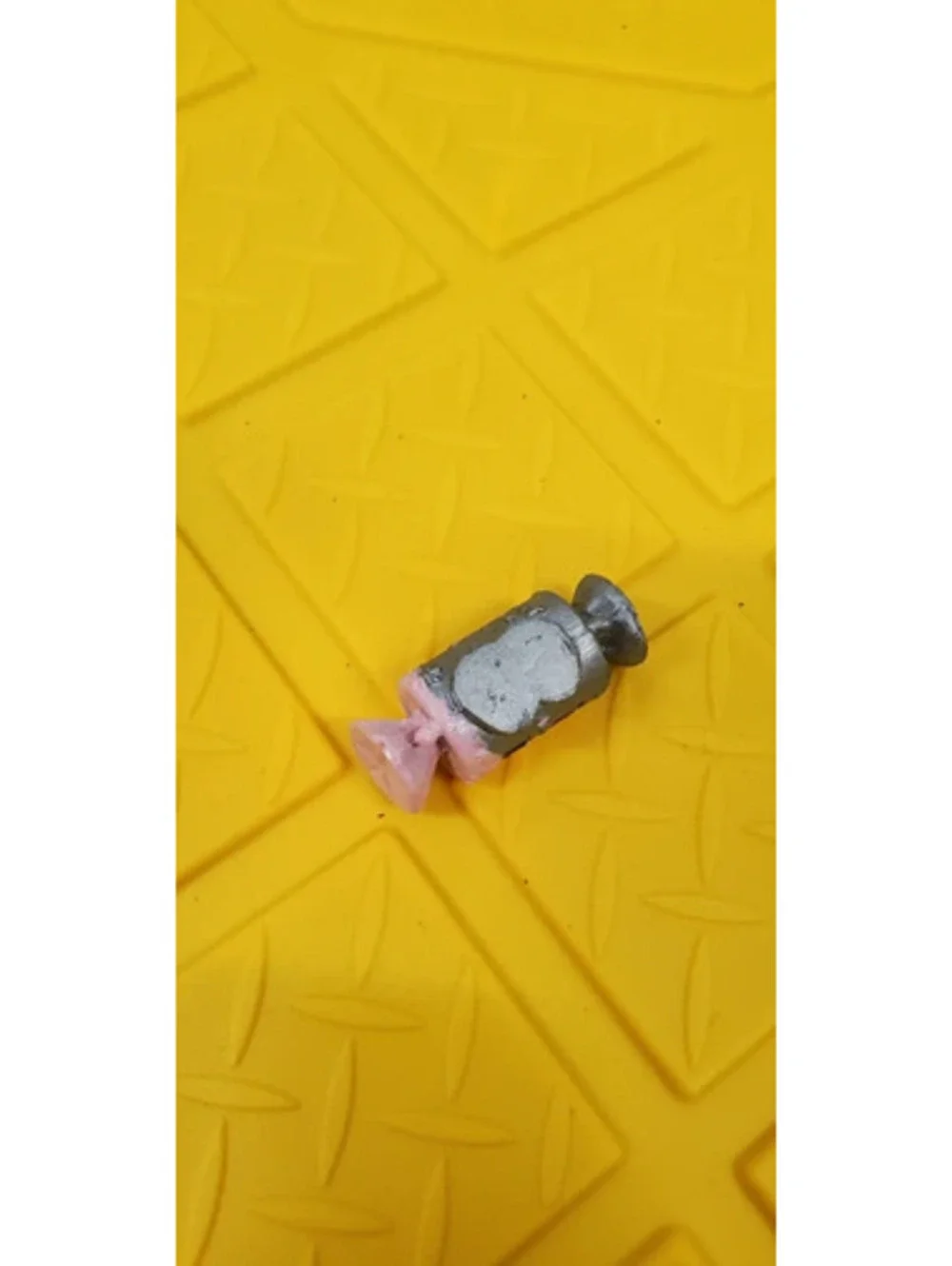 Shopkins Season 6 Christmas Blind Bauble Candy Wrapper Silver Pink Rare Figure